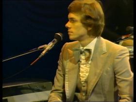 The Carpenters There's A Kind Of Hush (All Over The World)